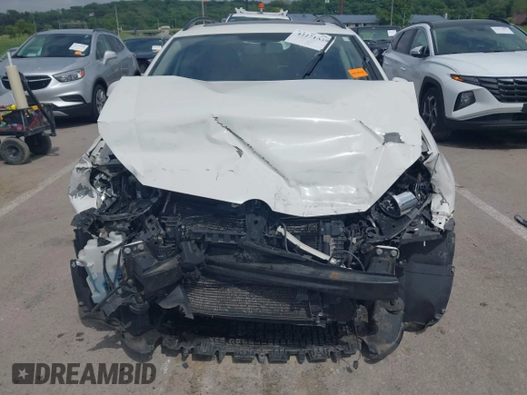 2013 Volkswagen Jetta TDI with VIN 3VWPL7AJ0DM664563, listed as a IAAI auction lot 42271539 with 122,035 mi miles and . Bid and sale history available at DreamBid. Image 6.