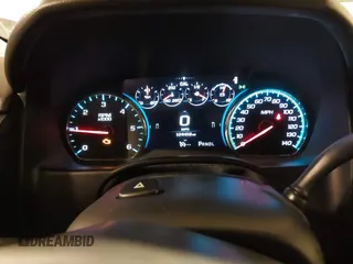 2017 Chevrolet Tahoe LT z VIN 1GNSKBKC6HR310870, wystawiony jako IAAI lot #41975056 z przebiegiem 124 418 mil mil oraz . Historia ofert i sprzedaży dostępna na DreamBid. Obrazek 7.