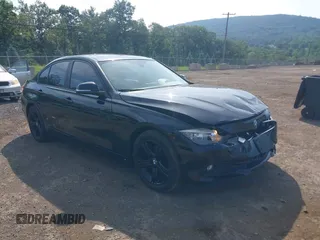 2013 BMW 3 Series 320i xDrive with VIN WBA3C3C50DF981864, listed as a IAAI auction lot 42599429 with 155,150 mi miles and . Bid and sale history available at DreamBid. Image 1.
