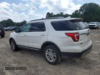 2017 Ford Explorer XLT z VIN 1FM5K7D84HGB43704, wystawiony jako Copart lot #60104425 z przebiegiem 119 695 mil mil oraz Szkoda całkowita • Salvage title. Historia ofert i sprzedaży dostępna na DreamBid. Obrazek 2.