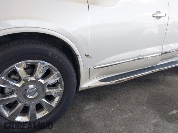 2014 Buick Enclave Leather with VIN 5GAKRBKD9EJ339966, listed as a IAAI auction lot 42116213 with 116,364 mi miles and . Bid and sale history available at carsss.com. Image 6.