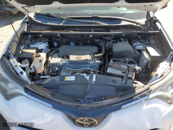 2018 Toyota RAV4 XLE with VIN 2T3WFREV7JW419297, listed as a Copart auction lot 50175815 with 41,685 mi miles and Salvage Title. Bid and sale history available at carsss.com. Image 12.