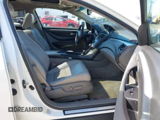 2012 Acura ZDX Tech Pkg with VIN 2HNYB1H42CH500312, listed as a IAAI auction lot 41841597 with 166,879 mi miles. Bid and sale history available at carsss.com. Image 5.
