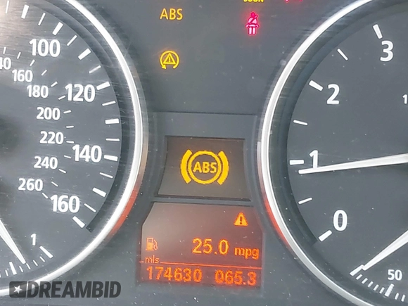 2006 BMW 3 Series 325i with VIN WBAVB13526KX66111, listed as a IAAI auction lot 41773053 with 174,630 mi miles and . Bid and sale history available at carsss.com. Image 7.