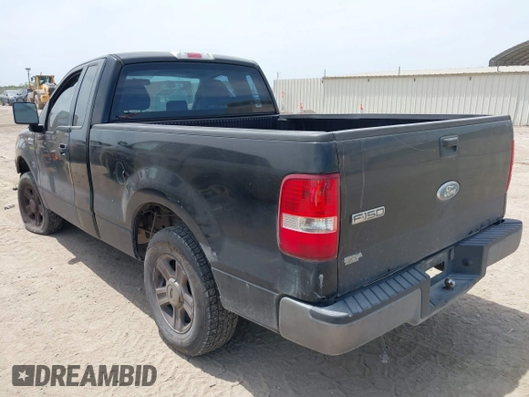 2007 Ford F-150 XL with VIN 1FTRF12237NA17267, listed as a IAAI auction lot 42047396 with 208,931 mi miles. Bid and sale history available at carsss.com. Image 3.