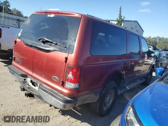 2001 Ford Excursion XLT with VIN 1FMNU41S91EB00633, listed as a Copart auction lot 82747134 with 334,564 mi miles and Salvage Title. Bid and sale history available at DreamBid. Image 3.