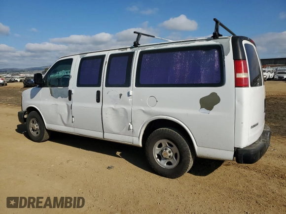 2004 Chevrolet Express Cargo Van with VIN 1GCFG15X841140041, listed as a Copart auction lot 41651635 with 171,503 mi miles and Salvage Title. Bid and sale history available at carsss.com. Image 2.