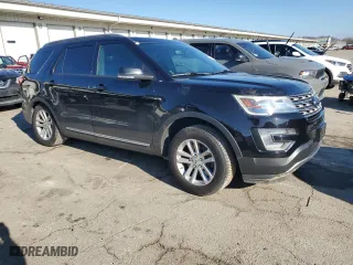 2017 Ford Explorer XLT with VIN 1FM5K7D8XHGC53415, listed as a Copart auction lot 87209724 with 100,261 mi miles and Non Repairable. Bid and sale history available at carsss.com. Image 4.