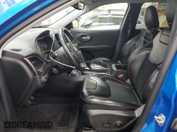 2019 Jeep Cherokee Trailhawk with VIN 1C4PJMBX4KD478219, listed as a Copart auction lot 60919595 with 42,726 mi miles and Salvage title. Bid and sale history available at DreamBid. Image 7.