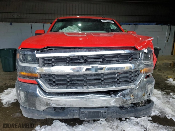 2018 Chevrolet Silverado 1500 LT with VIN 1GCVKREC6JZ320704, listed as a Copart auction lot 44601755 with 103,813 mi miles and Salvage Title. Bid and sale history available at carsss.com. Image 5.