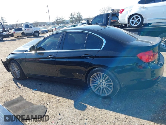 2014 BMW 3 Series 328i with VIN WBA3A5G5XENP31082, listed as a IAAI auction lot 41290680 with Not Provided miles. Bid and sale history available at carsss.com. Image 13.