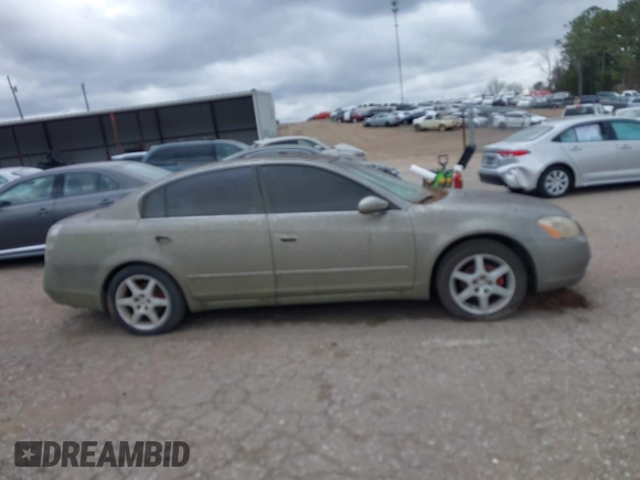 2003 Nissan Altima S with VIN 1N4AL11D93C100402, listed as a IAAI auction lot 41846055 with 234,662 mi miles. Bid and sale history available at carsss.com. Image 13.