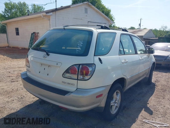 2002 Lexus RX 300 with VIN JTJHF10U720256520, listed as a IAAI auction lot 42074976 with 198,551 mi miles and . Bid and sale history available at DreamBid. Image 4.