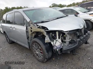 2016 Toyota Sienna SE с VIN 5TDXK3DC4GS727356, выставлен на аукционе IAAI как лот 41716236 с пробегом 225 140 миль миль и . История ставок и продаж доступна на DreamBid. Изображение 1.