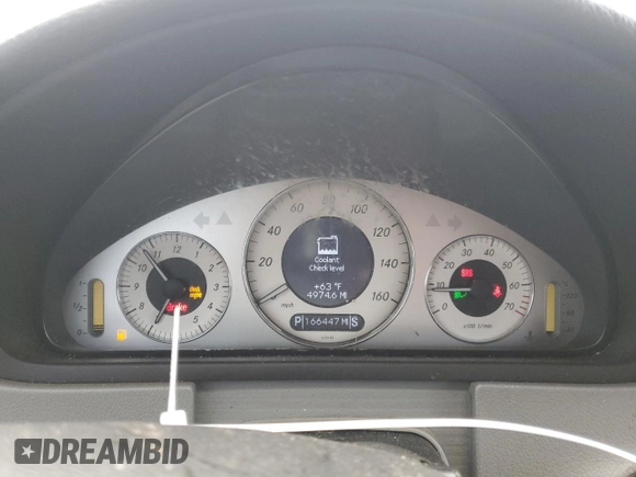 2006 Mercedes-Benz CLK-Class 5.0L with VIN WDBTK75G66T057024, listed as a Copart auction lot 71593374 with 166,447 mi miles and Salvage Title. Bid and sale history available at carsss.com. Image 9.