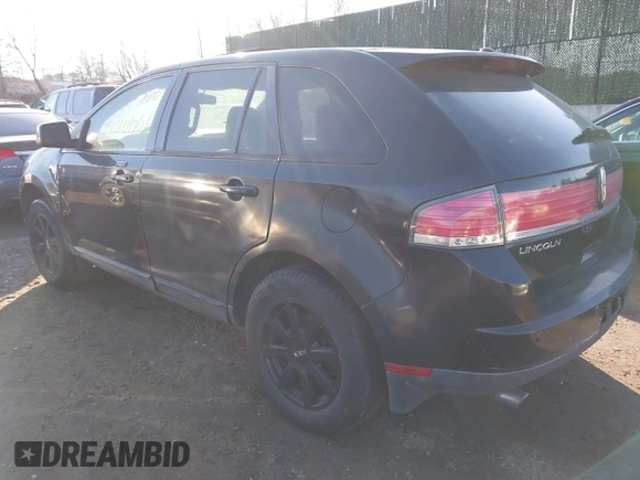 2008 Lincoln MKX with VIN 2LMDU68C98BJ10806, listed as a IAAI auction lot 41641531 with 999,999 mi miles. Bid and sale history available at carsss.com. Image 3.