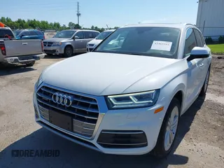 2019 Audi Q5 Premium Plus z VIN WA1BNAFY1K2139360, wystawiony jako IAAI lot #42465344 z przebiegiem 84 156 mil mil oraz . Historia ofert i sprzedaży dostępna na DreamBid. Obrazek 19.