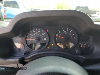 2008 Jeep Wrangler Unlimited X с VIN 1J4GA39138L611878, выставлен на аукционе Copart как лот 54682225 с пробегом 113 214 миль миль и Списание • Salvage title. История ставок и продаж доступна на DreamBid. Изображение 9.
