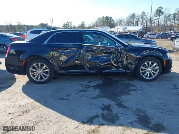 2018 Chrysler 300 Touring L with VIN 2C3CCARG4JH170454, listed as a IAAI auction lot 41597124 with NaN miles. Bid and sale history available at carsss.com. Image 13.