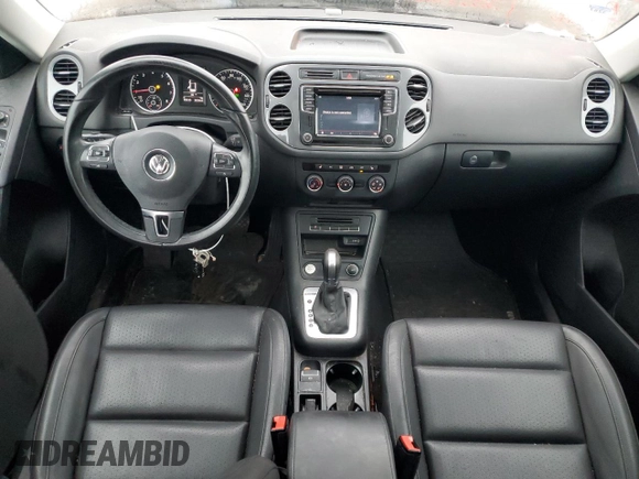2016 Volkswagen Tiguan R-Line with VIN WVGBV7AX1GW543312, listed as a Copart auction lot 86631444 with 78,335 mi miles and Salvage Title. Bid and sale history available at DreamBid. Image 8.