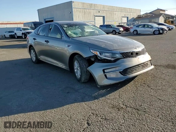 2016 Kia Optima LX z VIN 5XXGT4L34GG090586, wystawiony jako Copart lot #49656365 z przebiegiem Nie podano mil oraz Szkoda całkowita • Salvage title. Historia ofert i sprzedaży dostępna na DreamBid. Obrazek 10.