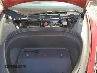 2019 Tesla Model 3 Mid Range z VIN 5YJ3E1EA3KF312453, wystawiony jako Copart lot #57841605 z przebiegiem 77 366 mil mil oraz Szkoda całkowita • Salvage title. Historia ofert i sprzedaży dostępna na DreamBid. Obrazek 11.