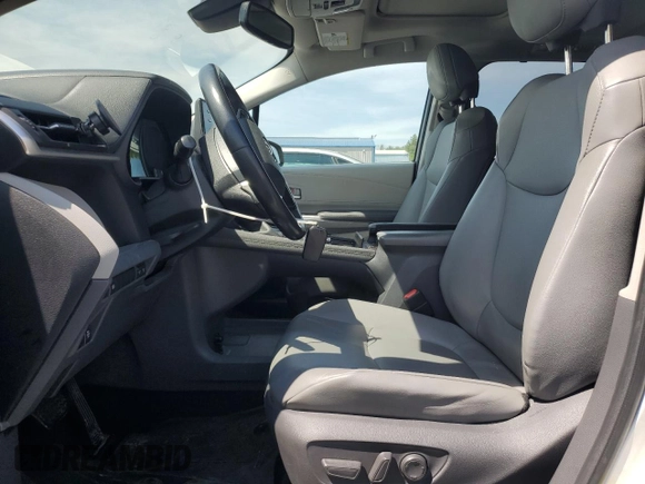 2021 Toyota Sienna XLE с VIN 5TDJRKEC9MS035373, выставлен на аукционе Copart как лот 56538525 с пробегом 64 669 миль миль и Списание • Salvage title. История ставок и продаж доступна на DreamBid. Изображение 7.