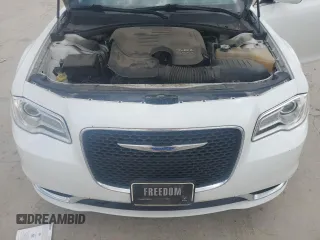 2018 Chrysler 300 Touring z VIN 2C3CCAAG3JH275644, wystawiony jako Copart lot #55079105 z przebiegiem 127 043 mil mil oraz Szkoda całkowita • Salvage title. Historia ofert i sprzedaży dostępna na DreamBid. Obrazek 11.