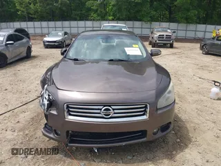 2013 Nissan Maxima SV z VIN 1N4AA5AP9DC816466, wystawiony jako IAAI lot #42141189 z przebiegiem 185 037 mil mil oraz . Historia ofert i sprzedaży dostępna na DreamBid. Obrazek 13.