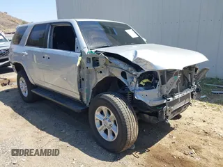 2023 Toyota 4Runner SR5 с VIN JTEMU5JR1P6089760, выставлен на аукционе IAAI как лот 42320237 с пробегом 52 939 миль миль и . История ставок и продаж доступна на DreamBid. Изображение 1.