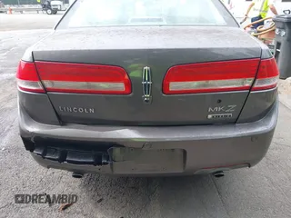 2012 Lincoln MKZ Hybrid с VIN 3LNDL2L34CR806398, выставлен на аукционе IAAI как лот 42458095 с пробегом 134 528 миль миль и . История ставок и продаж доступна на DreamBid. Изображение 6.