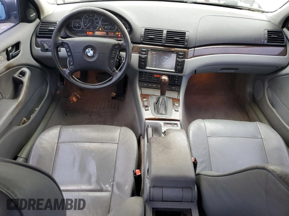2004 BMW 3 Series 330xi with VIN WBAEW53484PN33398, listed as a Copart auction lot 43168675 with 178,731 mi miles and Salvage Title. Bid and sale history available at carsss.com. Image 8.