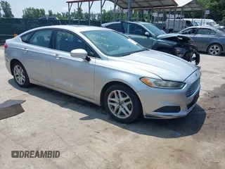 2015 Ford Fusion SE z VIN 3FA6P0H7XFR190394, wystawiony jako IAAI lot #42453883 z przebiegiem 111 920 mil mil oraz . Historia ofert i sprzedaży dostępna na DreamBid. Obrazek 1.