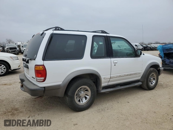 1999 Ford Explorer with VIN 1FMYU22E1XUA94061, listed as a Copart auction lot 44463165 with 172,246 mi miles and Salvage title. Bid and sale history available at DreamBid. Image 3.