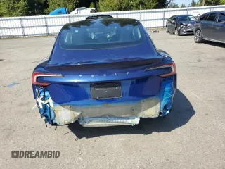 2024 Tesla Model 3 z VIN 5YJ3E1EA2RF846411, wystawiony jako Copart lot #54396985 z przebiegiem 5 162 mil mil oraz Szkoda całkowita • Salvage title. Historia ofert i sprzedaży dostępna na DreamBid. Obrazek 6.