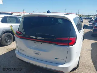 2023 Chrysler Pacifica Hybrid Touring L with VIN 2C4RC1L74PR579720, listed as a IAAI auction lot 41762445 with 38,095 mi miles. Bid and sale history available at carsss.com. Image 16.