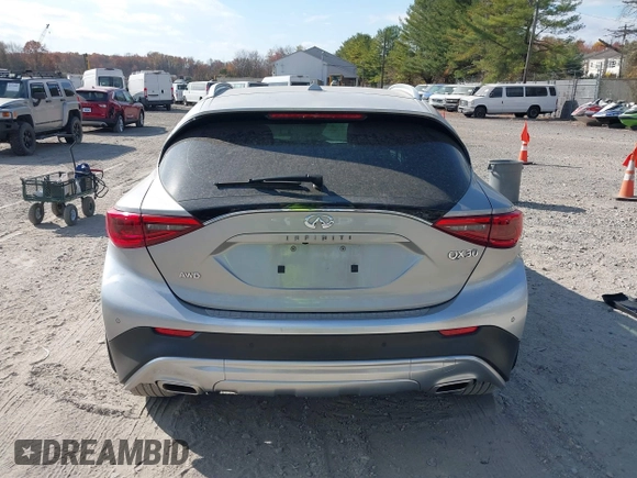 2019 Infiniti QX30 Luxe with VIN SJKCH5CRXKA011966, listed as a IAAI auction lot 40800082 with 56,138 mi miles and . Bid and sale history available at DreamBid. Image 16.