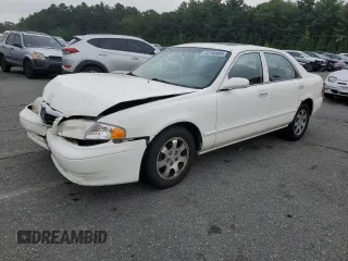 2000 Mazda 626 LX with VIN 1YVGF22CXY5112958, listed as a Copart auction lot 72740904 with 111,581 mi miles and Clean Title. Bid and sale history available at carsss.com. Image 1.