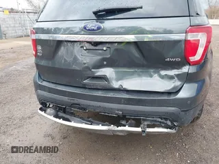 2016 Ford Explorer XLT with VIN 1FM5K8D85GGB50696, listed as a IAAI auction lot 41844526 with 87,233 mi miles and . Bid and sale history available at DreamBid. Image 17.