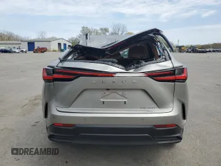 2025 Lexus NX 350 Premium with VIN 2T2GGCEZ7SC070344, listed as a Copart auction lot 52892975 with 7,781 mi miles and Salvage title. Bid and sale history available at DreamBid. Image 6.