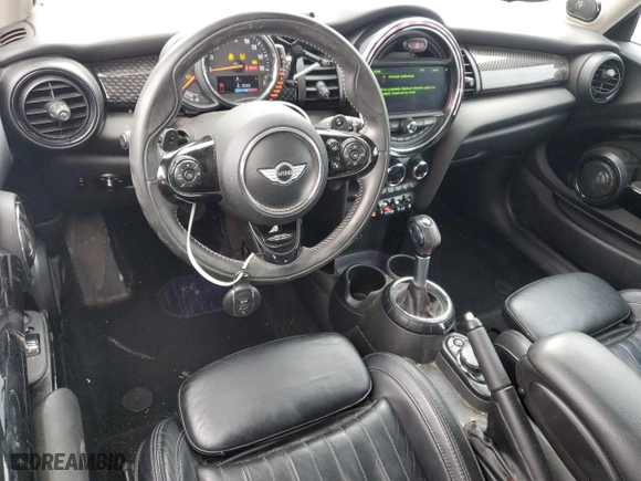 2016 MINI Cooper Hardtop S with VIN WMWXP7C57G2A44120, listed as a Copart auction lot 47929995 with 87,519 mi miles and Salvage Title. Bid and sale history available at carsss.com. Image 8.