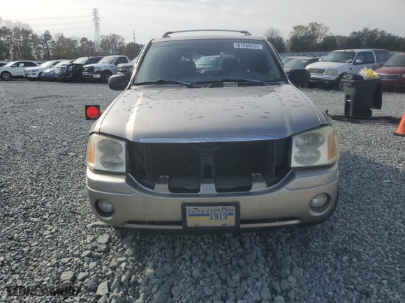 2002 GMC Envoy SLT with VIN 1GKDS13S422473653, listed as a Copart auction lot 81268434 with 295,792 mi miles and Salvage Title. Bid and sale history available at carsss.com. Image 5.