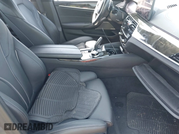 2021 BMW 5 Series 540i xDrive with VIN WBA73BJ03MWX30307, listed as a IAAI auction lot 41891615 with 27,374 mi miles and . Bid and sale history available at DreamBid. Image 5.