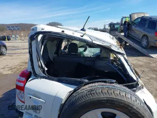 2009 Toyota RAV4 Limited with VIN 2T3BK31V19W011175, listed as a IAAI auction lot 41652478 with Not provided miles and . Bid and sale history available at DreamBid. Image 15.