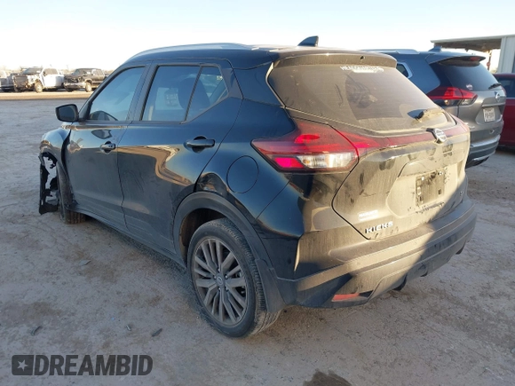 2021 Nissan Kicks SV with VIN 3N1CP5CV2ML562636, listed as a IAAI auction lot 41743228 with 38,505 mi miles. Bid and sale history available at carsss.com. Image 3.