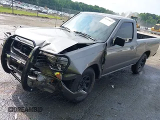1998 Nissan Frontier XE z VIN 1N6DD21S6WC388647, wystawiony jako IAAI lot #42378027 z przebiegiem Nie podano mil oraz . Historia ofert i sprzedaży dostępna na DreamBid. Obrazek 2.
