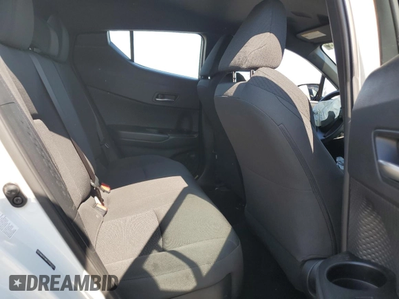 2018 Toyota C-HR XLE z VIN NMTKHMBX8JR015992, wystawiony jako Copart lot #65197115 z przebiegiem 49 226 mil mil oraz Szkoda całkowita • Salvage title. Historia ofert i sprzedaży dostępna na DreamBid. Obrazek 11.