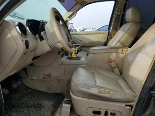 2006 Ford Explorer Limited z VIN 1FMEU65826ZA04224, wystawiony jako Copart lot #82591404 z przebiegiem 132 399 mil mil oraz Szkoda całkowita • Salvage title. Historia ofert i sprzedaży dostępna na DreamBid. Obrazek 7.