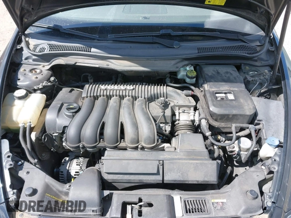 2007 Volvo S40 2.4L with VIN YV1MS390472283513, listed as a IAAI auction lot 42093282 with 155,911 mi miles. Bid and sale history available at carsss.com. Image 10.