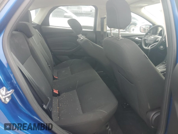 2018 Ford Focus SE z VIN 1FADP3F22JL328761, wystawiony jako Copart lot #45220705 z przebiegiem 71 639 mil mil oraz Szkoda całkowita • Salvage title. Historia ofert i sprzedaży dostępna na DreamBid. Obrazek 10.